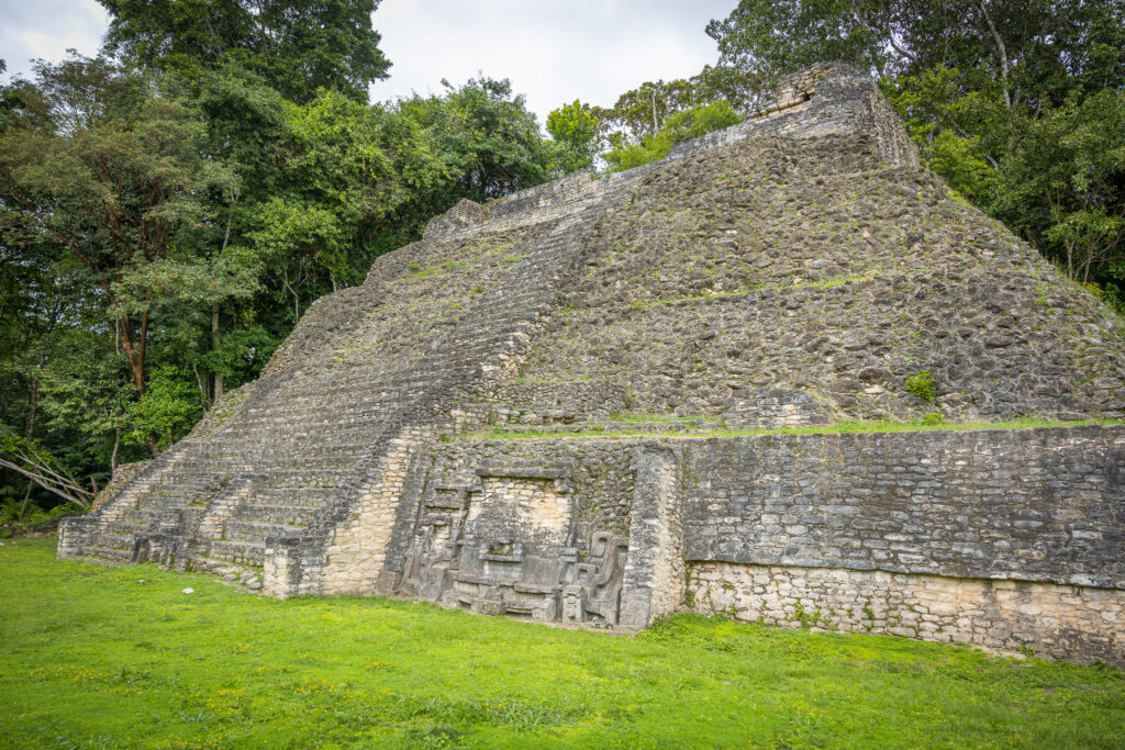 belize mayan ruins