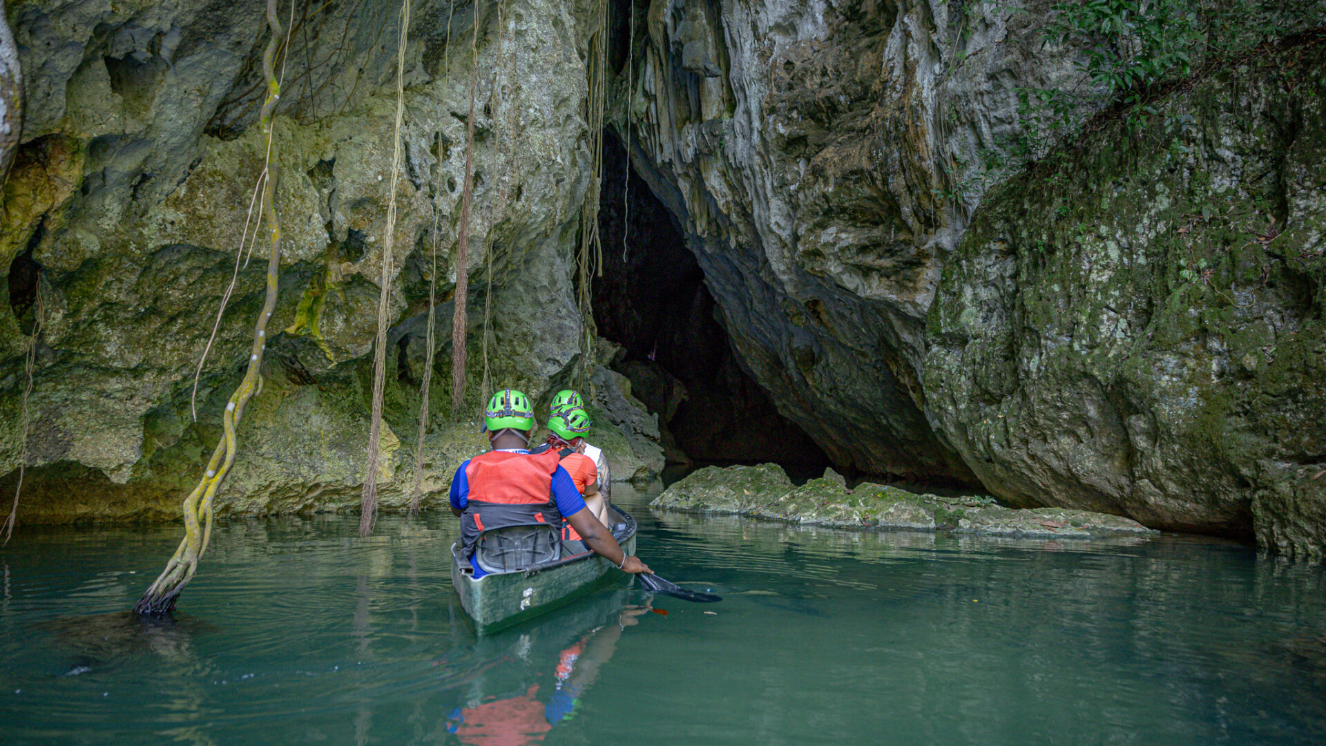 Cave Canoeing in Belize