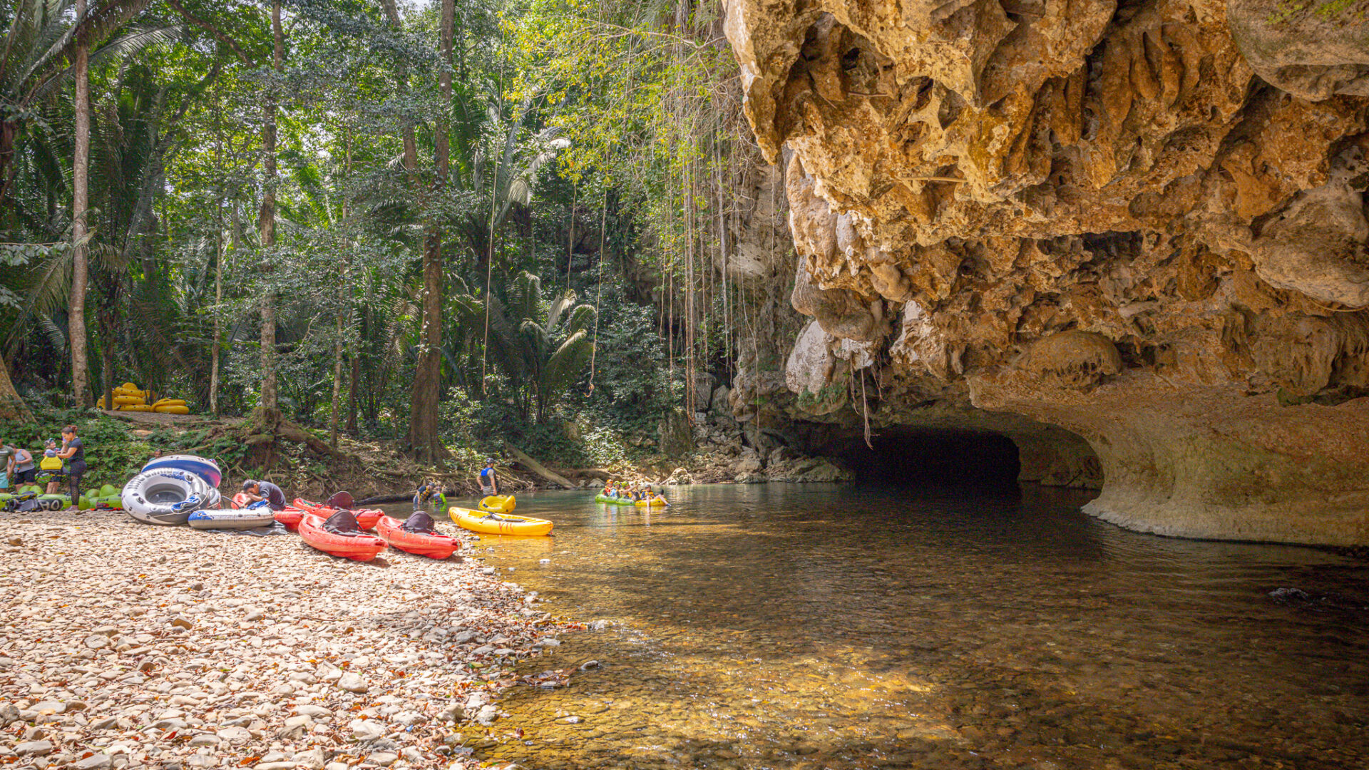 cave tubing belize