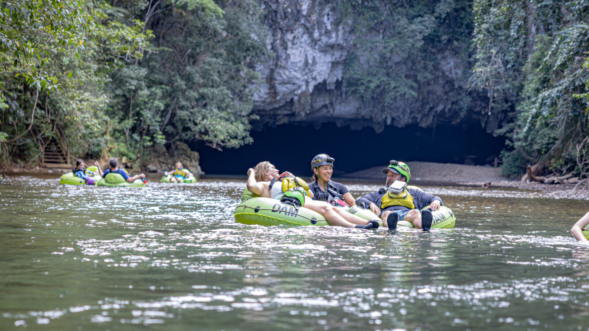 cave tubing belize